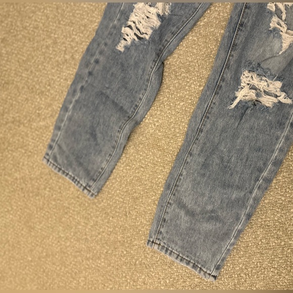 High Rise Blue Distressed Jeans Size Small - Picture 7 of 11